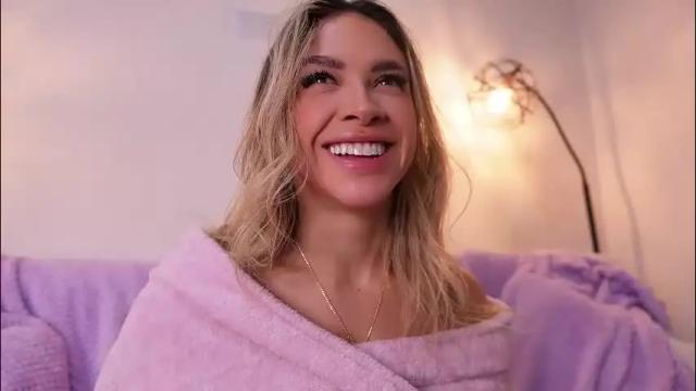 Image 2 of r4veenn Stream on Chaturbate on 5 months ago