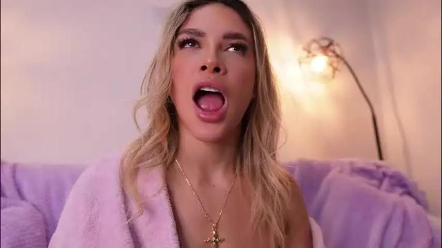 Image 4 of r4veenn Stream on Chaturbate on 5 months ago