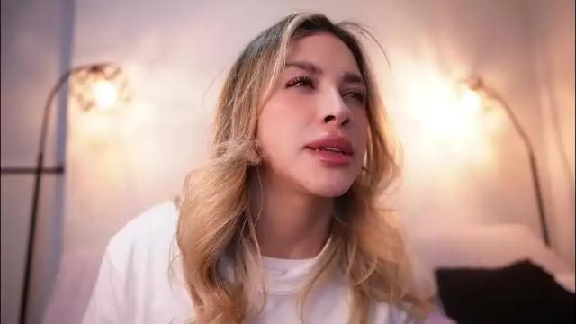 Image 3 of r4veenn Stream on Chaturbate on 5 months ago