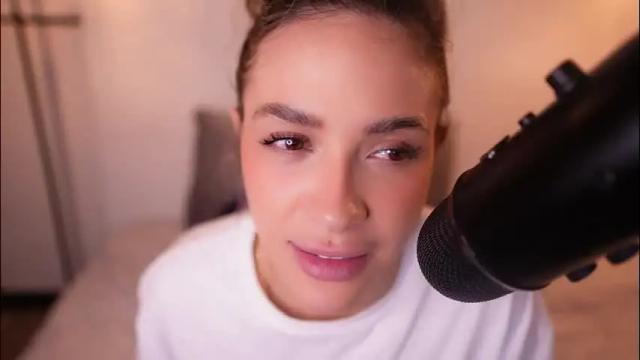 Image 6 of r4veenn Stream on Chaturbate on 5 months ago