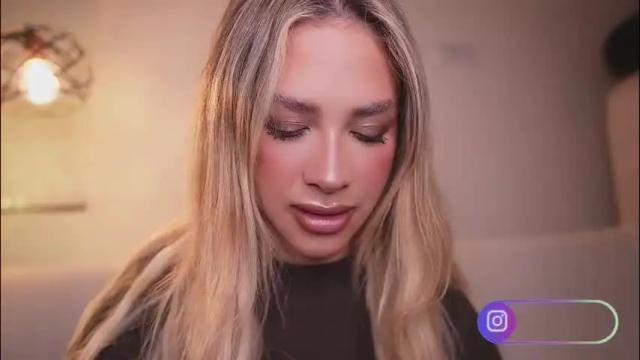 Image 2 of r4veenn Stream on Chaturbate on 2 months ago