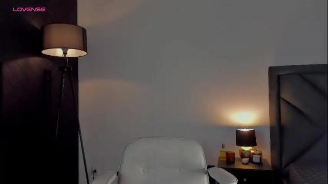 Thumbnail 2, r_a_v_e_n's Stream at Chaturbate, 1 month ago