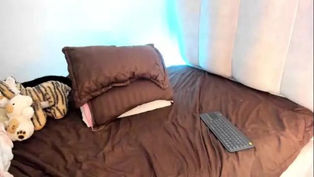 Image 8 of rachaeldeckard Stream on Chaturbate on 1 month ago
