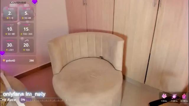 Image 4 of rachaeldeckard Stream on Chaturbate on 2 months ago