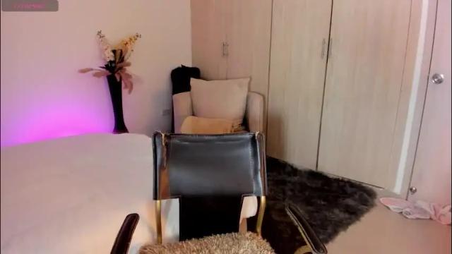 Image 4 of rachaeldeckard Stream on Chaturbate on 1 month ago