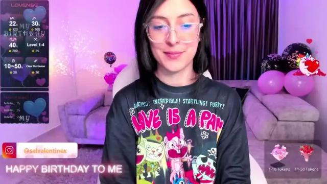 Image 10 of rachel_ink Stream on Chaturbate on 17 months ago
