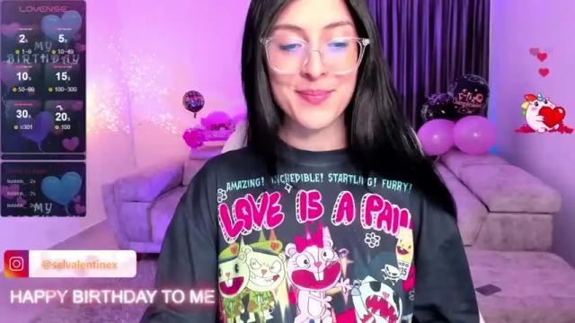 Image 6 of rachel_ink Stream on Chaturbate on 17 months ago