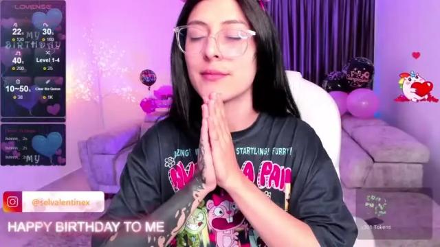 Image 7 of rachel_ink Stream on Chaturbate on 17 months ago