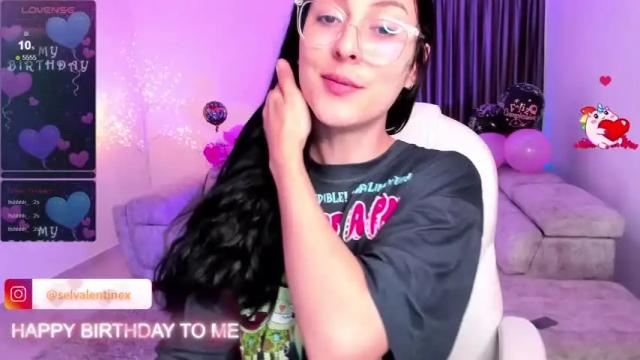 Image 8 of rachel_ink Stream on Chaturbate on 17 months ago