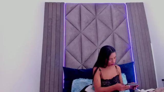 Image 7 of rachel_martinez Stream on Chaturbate on 12 months ago