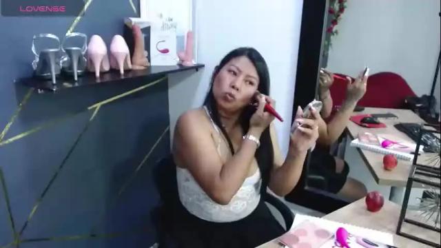 Image 2 of rachel_monhan Stream on Chaturbate on 5 months ago