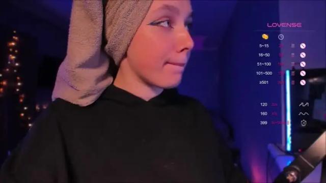 Image 4 of rachel_passion Stream on Chaturbate on 19 months ago