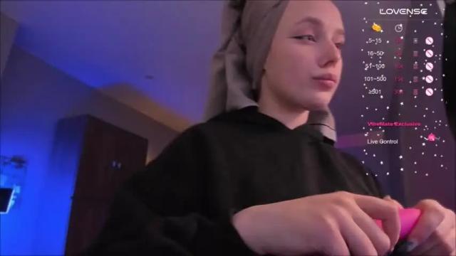 Image 3 of rachel_passion Stream on Chaturbate on 16 months ago