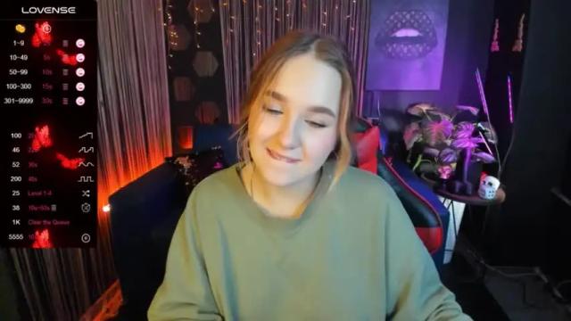 Image 12 of rachel_sweeet Stream on Chaturbate on 19 months ago