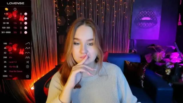 Image 3 of rachel_sweeet Stream on Chaturbate on 19 months ago