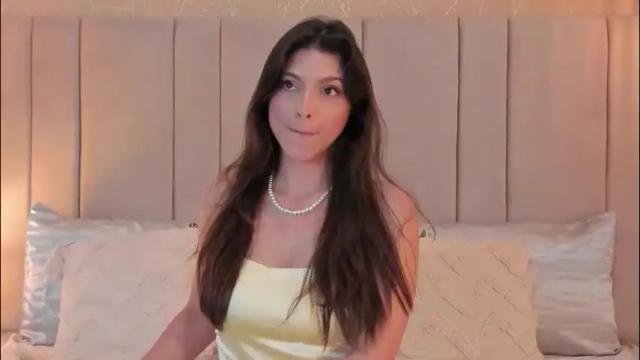 Image 7 of rachell_duque Stream on Chaturbate on 2 months ago