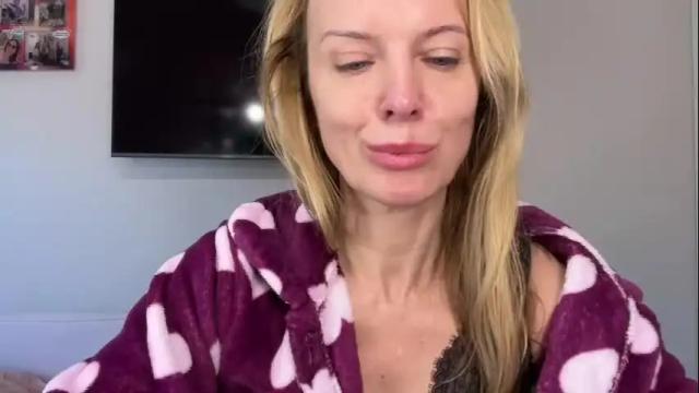 Image 7 of rachelldelicious Stream on Chaturbate on 1 month ago
