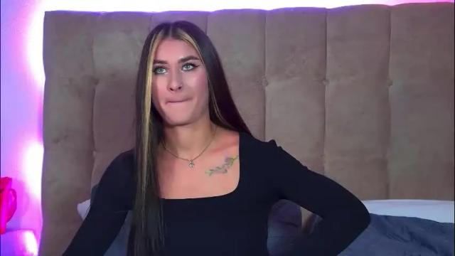 Image 3 of rachellsimpson Stream on Chaturbate on 1 month ago