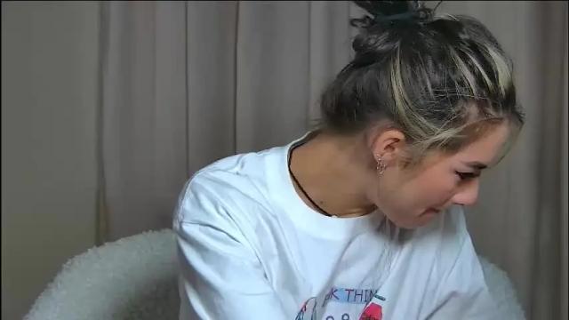 Image 12 of rachellsimpson Stream on Chaturbate on 1 month ago