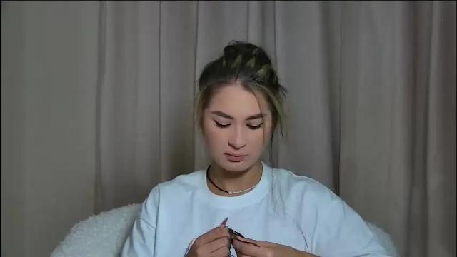 Image 2 of rachellsimpson Stream on Chaturbate on 1 month ago