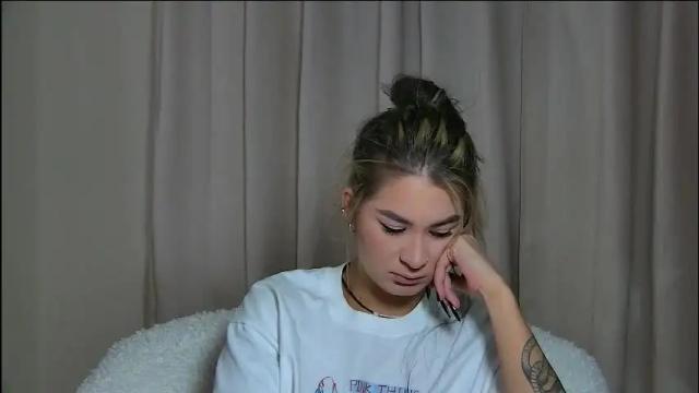 Image 8 of rachellsimpson Stream on Chaturbate on 1 month ago