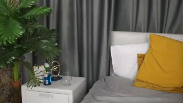 Image 3 of rachellstarrx Stream on Chaturbate on 13 months ago