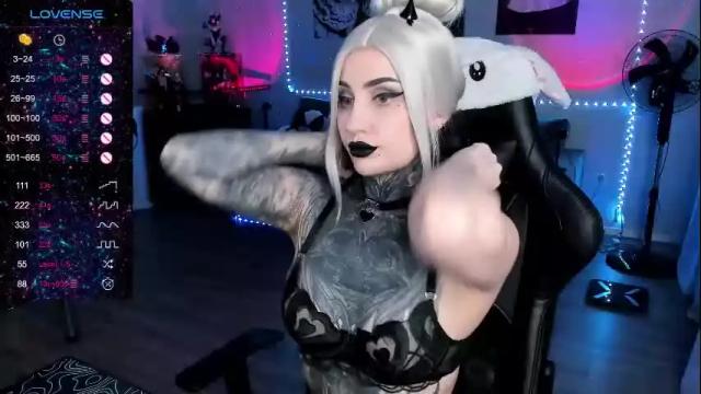 Image 3 of rachelqueen_ Stream on Chaturbate on 2 months ago