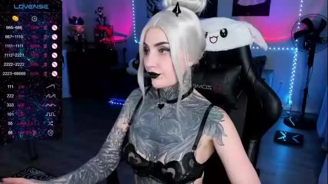 Image 4 of rachelqueen_ Stream on Chaturbate on 2 months ago