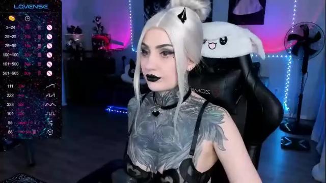 Image 2 of rachelqueen_ Stream on Chaturbate on 1 month ago