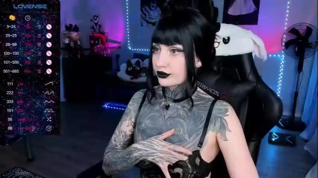 Image 3 of rachelqueen_ Stream on Chaturbate on 1 month ago