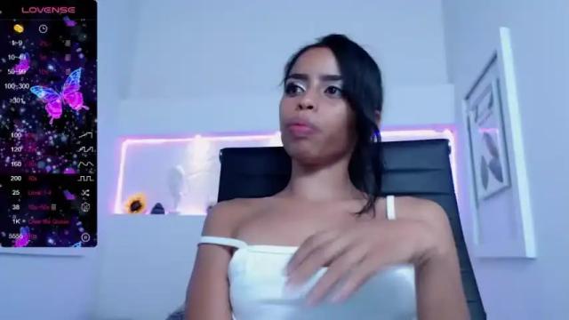 Image 6 of rachelsanders08 Stream on Chaturbate on 22 months ago