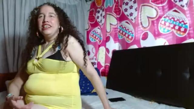 Image 7 of radiante_explandor Stream on Chaturbate on 13 months ago