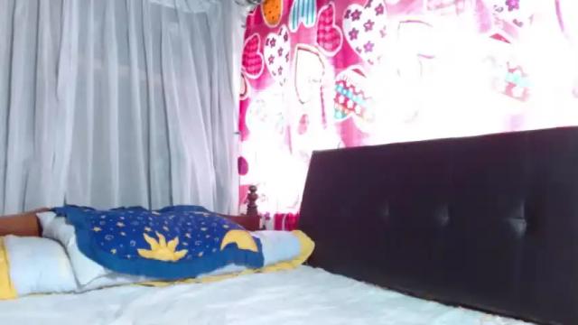 Image 2 of radiante_explandor Stream on Chaturbate on 13 months ago