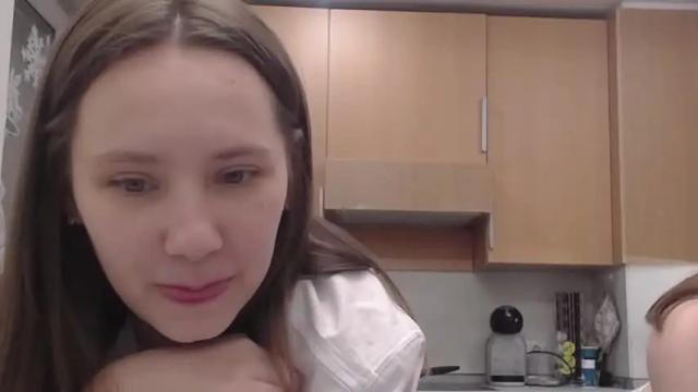 Image 6 of radiants_2 Stream on Chaturbate on 23 months ago