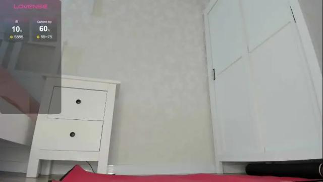 Image 2 of rae_lil_back Stream on Chaturbate on 1 month ago