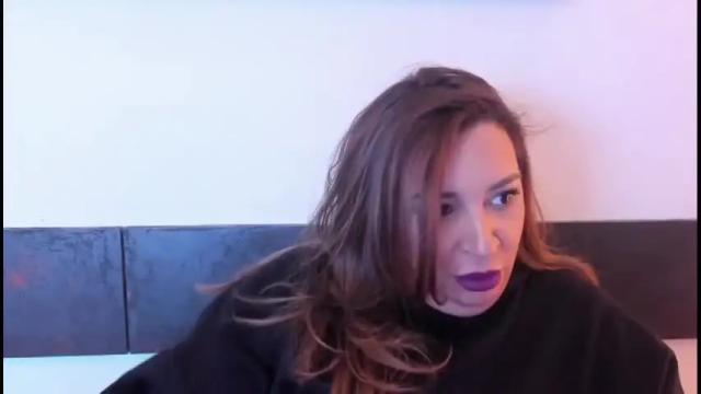 Image 11 of raelledarkstar Stream on Chaturbate on 13 months ago