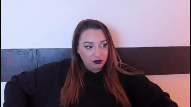 Image 10 of raelledarkstar Stream on Chaturbate on 14 months ago