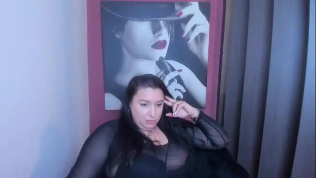 Image 6 of raelledarkstar Stream on Chaturbate on 1 month ago