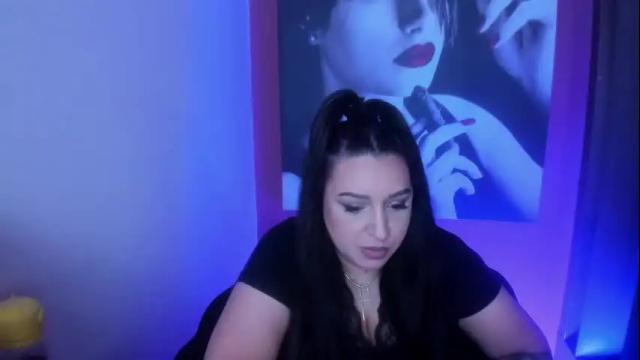 Image 11 of raelledarkstar Stream on Chaturbate on 25 days ago