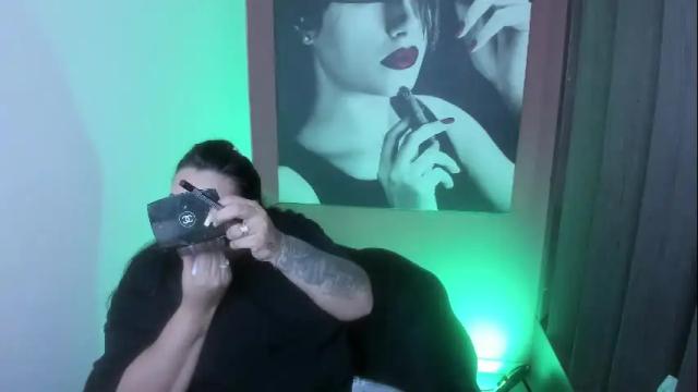Image 7 of raelledarkstar Stream on Chaturbate on 7 days ago