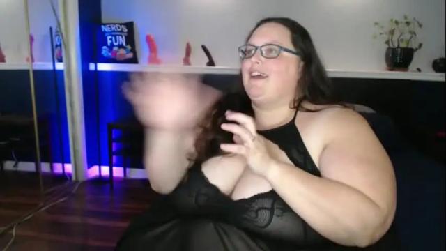 Image 4 of raeroughnbusty Stream on Chaturbate on 5 days ago