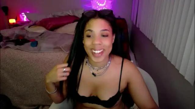 Image 8 of raewerks Stream on Chaturbate on 1 month ago