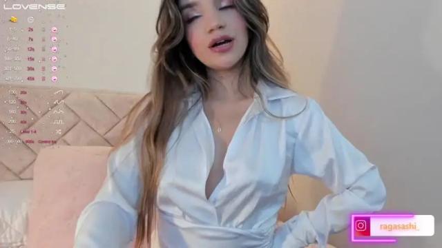 Image 4 of ragasashi Stream on Chaturbate on 16 months ago