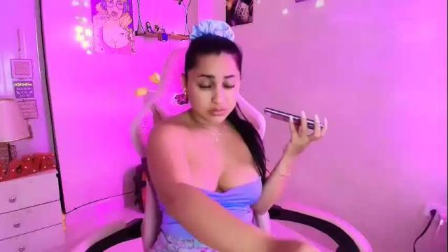 Image 2 of raicheltrevor Stream on Chaturbate on 4 months ago