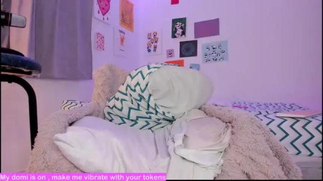 Image 12 of raidin_rose21 Stream on Chaturbate on 12 months ago