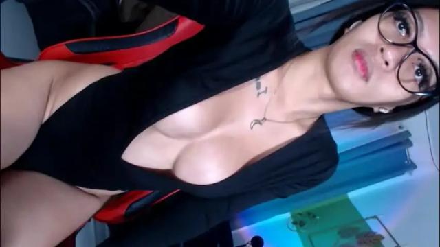 Image 12 of raileykink Stream on Chaturbate on 2 months ago