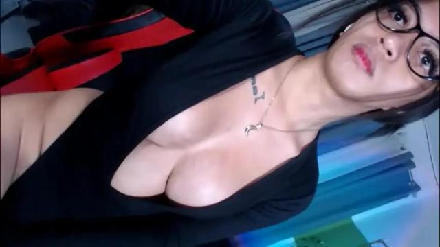 Image 4 of raileykink Stream on Chaturbate on 2 months ago