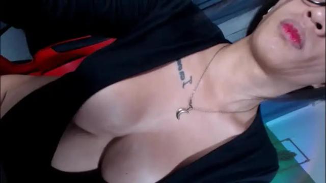 Image 7 of raileykink Stream on Chaturbate on 2 months ago