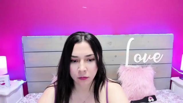 Image 2 of rain_maya Stream on Chaturbate on 17 months ago