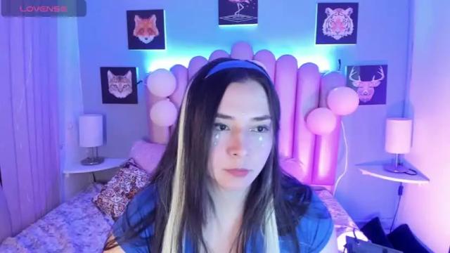 Image 2 of rain_maya Stream on Chaturbate on 17 months ago